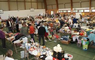vide_grenier_1er_mai_jml_1.jpg vide_grenier_1er_mai_jml_1.jpg